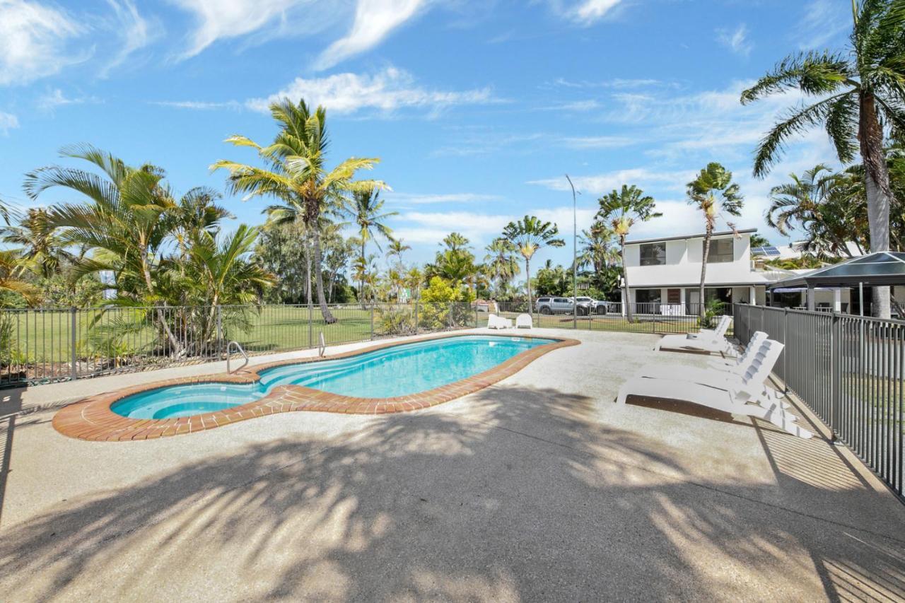 Kinka Palms Motel Yeppoon Eksteriør billede